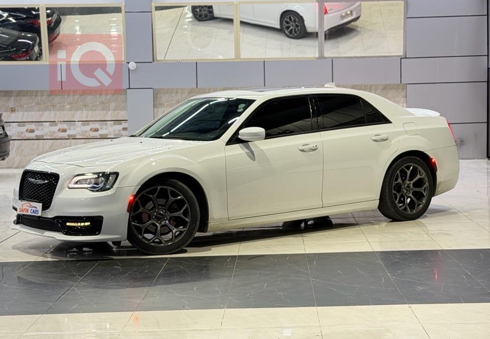 https://cdn.iqcars.ioc0351f26-1d3d-4473-9e8a-77ad731fddf6_0.jpg
